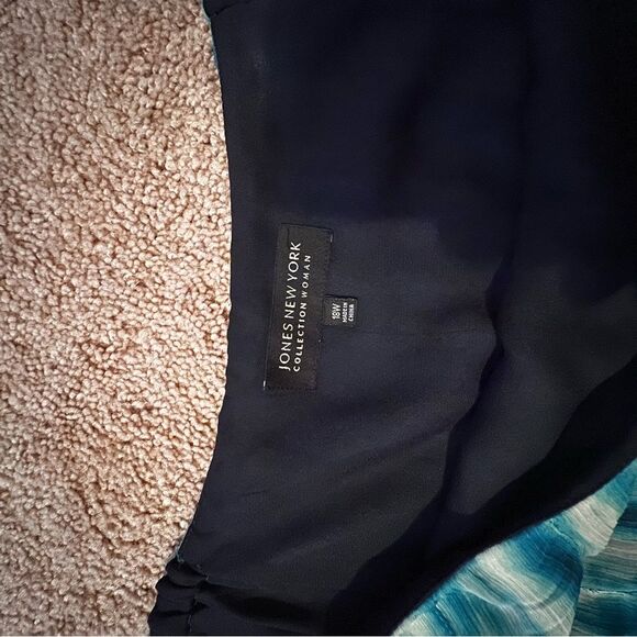 JONES NEW YORK 18W Tie Dye Blue & Black Skirt - Picture 2 of 2